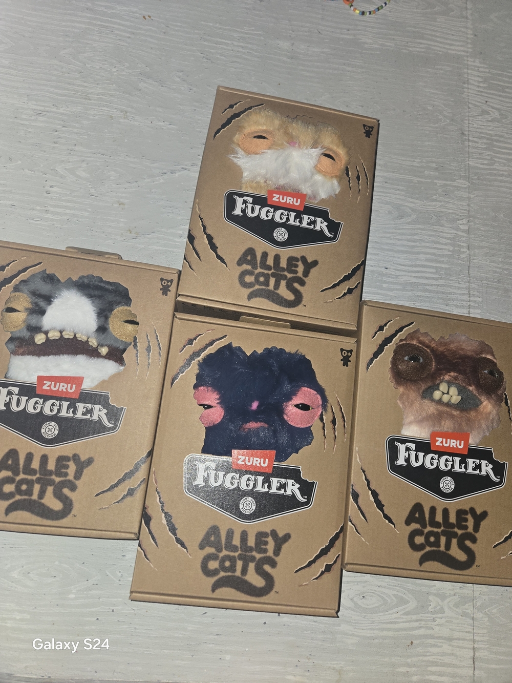 ZURU Fuggler Alley Cats Plush 9 Inch Lot Of 4 New